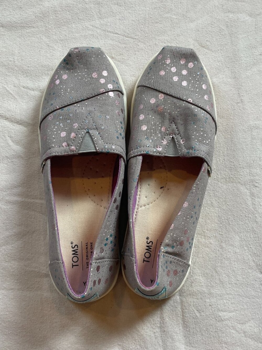 TOMS Gray Canvas Slip-Ons Alpargata with Speckle Accents 5Y